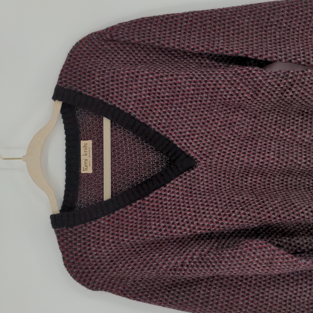 Tumi Knits Men's Alpaca Sweater Red Black Plaid Checkered Size Medium V Neck - Picture 2 of 14